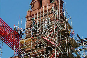 The Bexar County Courthouse in San Antonio, Texas. The entire structure was re-pointed, and damaged stone was replaced. Curtis Hunt Masonry of San Antonio was the mason contractor. Photo courtesy of Betco Scaffolds.