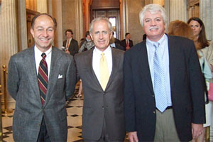 Tennessee Sen. Bob Corker (center) with conference attendees David Jollay and Andy Sneed. Photo courtesy of NCMA.