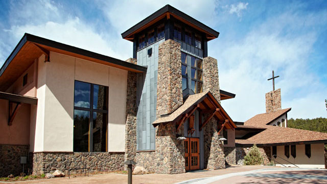 Christ the King Church, winner of the 2011 Remodel – Nonresidential – Interior category.