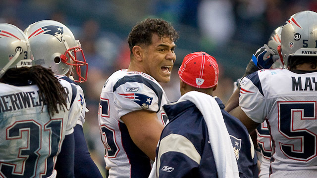 Junior Seau with the New England Patriots. Photo by Dave Sizer, Dave Sizer Photography.
