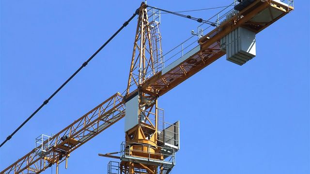 OSHA issued a final rule extending the deadline for crane operator certification requirements to Nov. 10, 2017