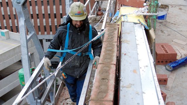 The mason or laborer on the scaffold has responsibilities before and during his working from that scaffold.