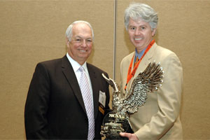 G. Alan Griffin (right) is presented with the 2007 C. DeWitt Brown Leadman Award.