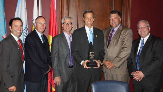The 2010 MCAA Freedom and Prosperity Award is presented to Senator John Thune of South Dakota. From left to right: Matt Keelen, Paul Odom, Mark Kemp, Senator Thune, Mackie Bounds and Jeff Buczkiewicz.