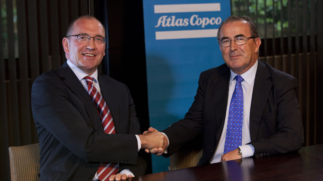 Geert Follens, president of Atlas Copco Portable Energy, and Luis San Gil, former president of Gesan.